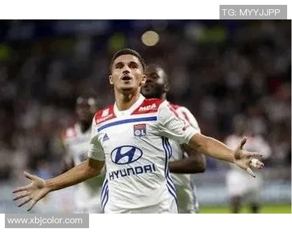 巴黎与昂热激战正酣精彩比赛直播全程回顾与分析