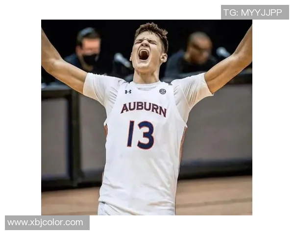 沃克凯斯勒的崛起之路:从大学篮球到NBA新星的成长历程 沃克凯斯勒的崛起之路:从大学篮球到NBA新星的成长历程