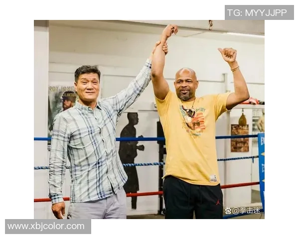 琼斯的传奇人生与职业生涯探索：从平凡到卓越的奋斗故事